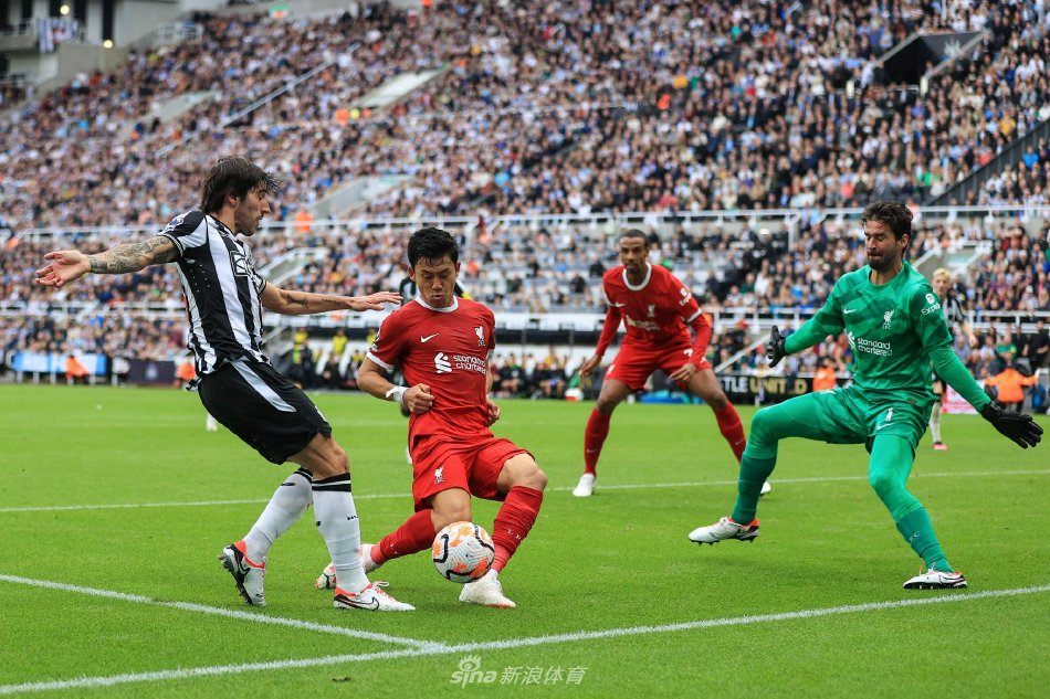 足球的两种 足球的两种